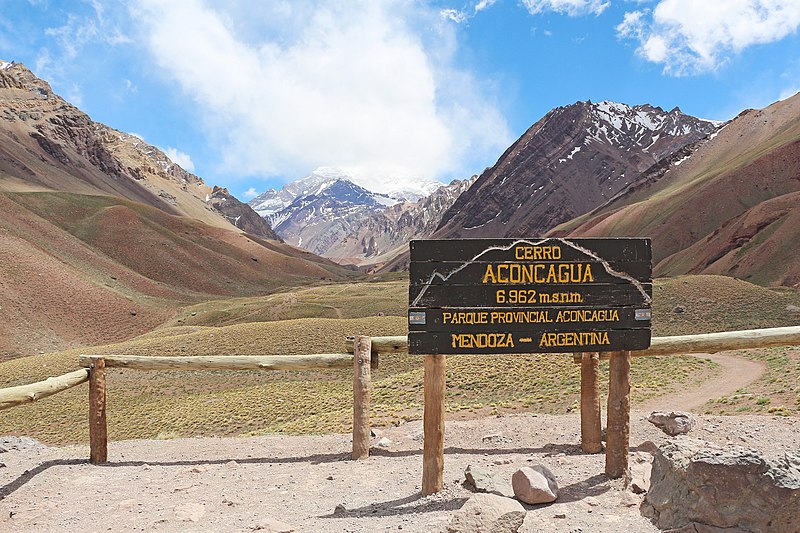 Aventura en el Cerro Aconcagua Revista Un Camino